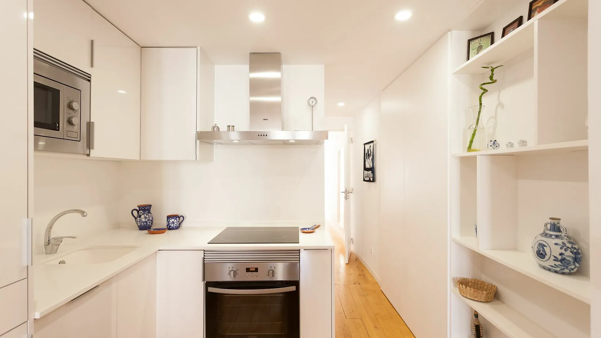 Apartment Moniz Blue By Lu Holidays Lisbon Portugal