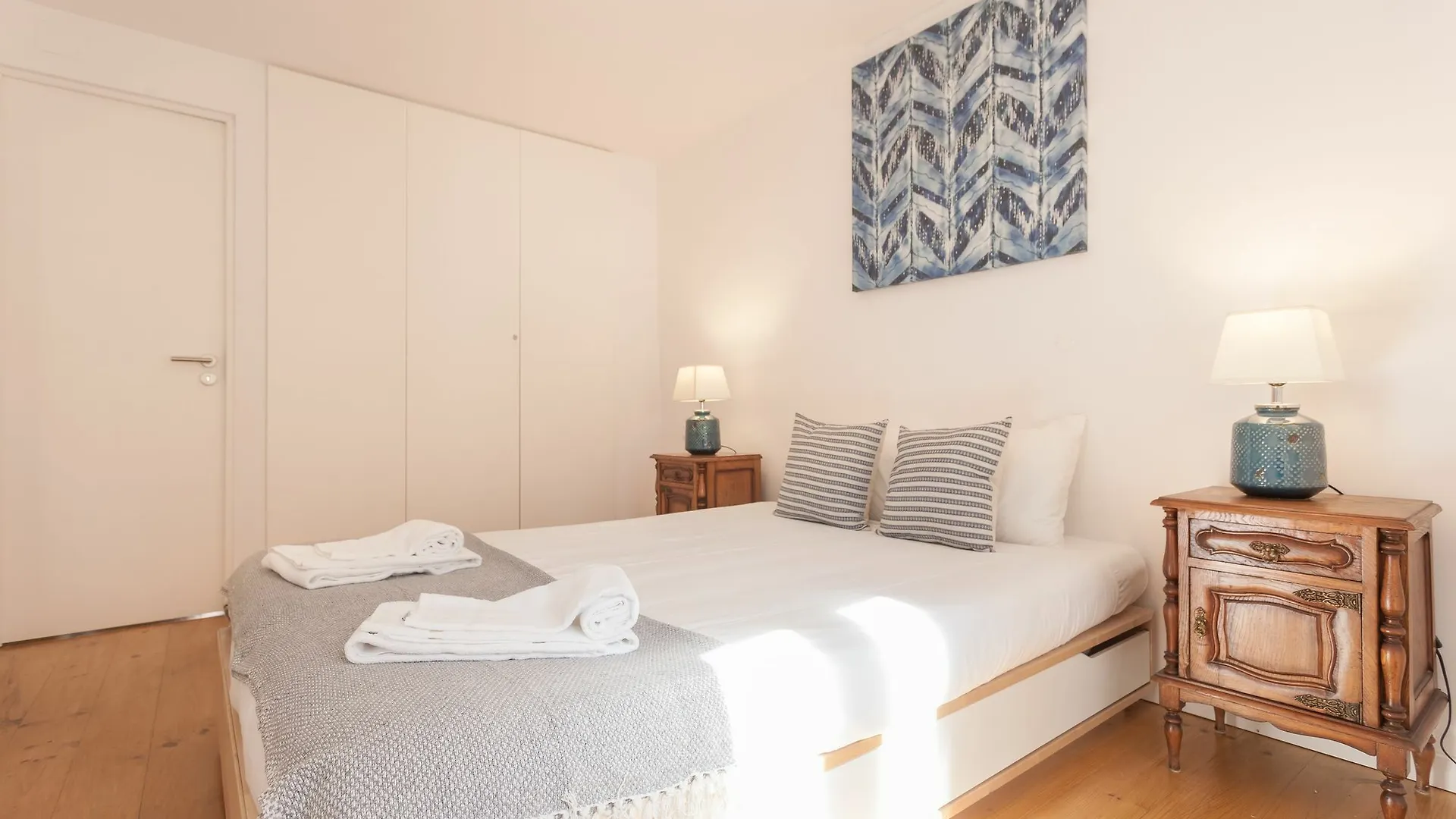 Apartment Moniz Blue By Lu Holidays Lisbon